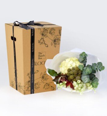 white flowers bunch bookey